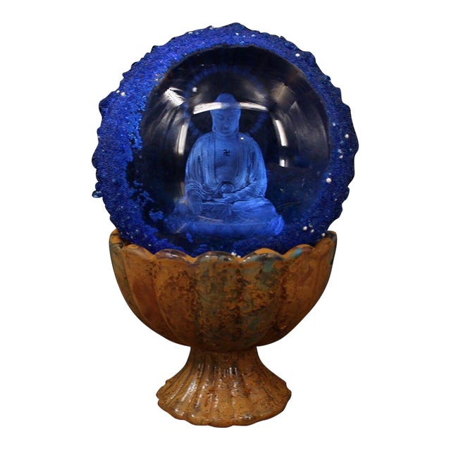 Late 19th Century Buddhist Relic Sphere With Shakyamuni Buddha, 1562g, Blue Crystal Ball For Sale