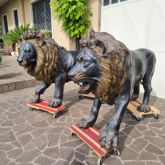 Large Bronze Sculptures of Lions, 1870, Set of 2 For Sale - Image 16 of 18