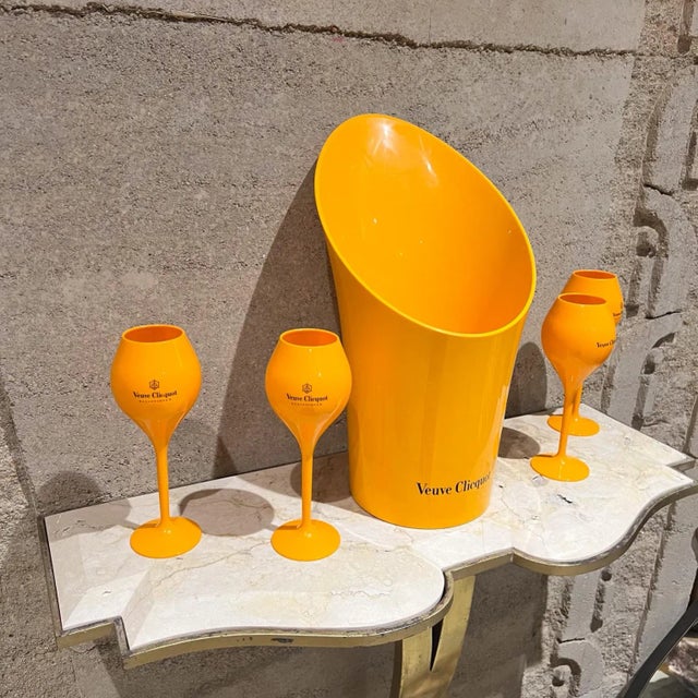 French Veuve Clicquot Orange Champagne Ice Bucket Four Glass Set For Sale - Image 10 of 12