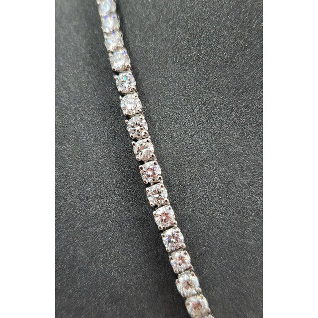 17.72 Ct Riviera Graduated Diamond Necklace - Platinum For Sale - Image 4 of 8