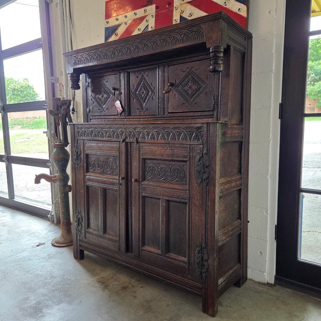 English 17th-Century Carved Oak Court Cupboard For Sale - Image 9 of 18