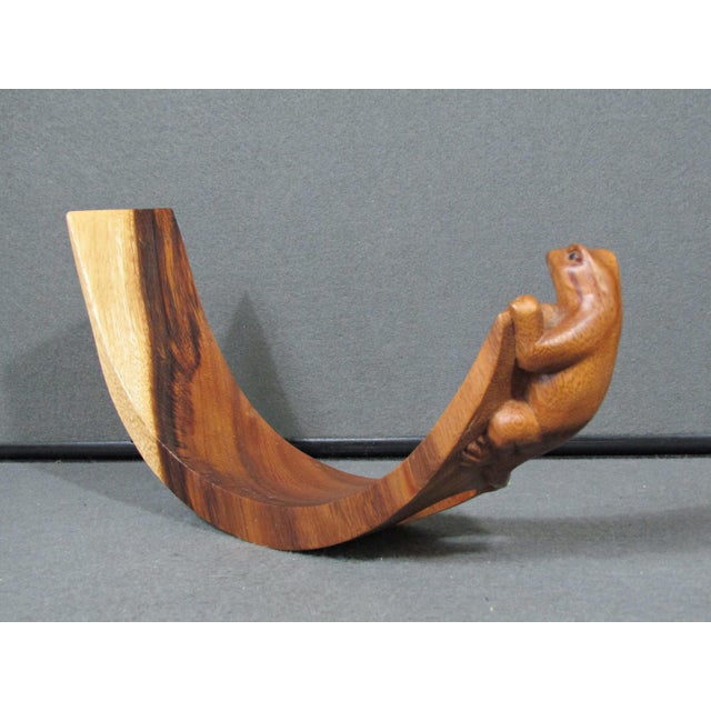 Modern Signed Nengah Sudarsana Balinese Suar Wood Lizard Wine Bottle Holder For Sale - Image 4 of 13