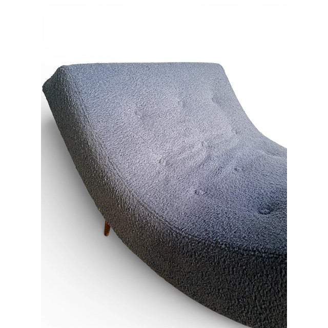 Attributed to Adrian Pearsall Wave Chaise Lounge Chair – Mid Century Modern Blue Bouclé For Sale - Image 6 of 16