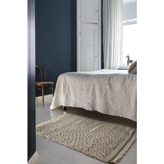 Contemporary Raindrop Rug by Tikau For Sale - Image 3 of 5