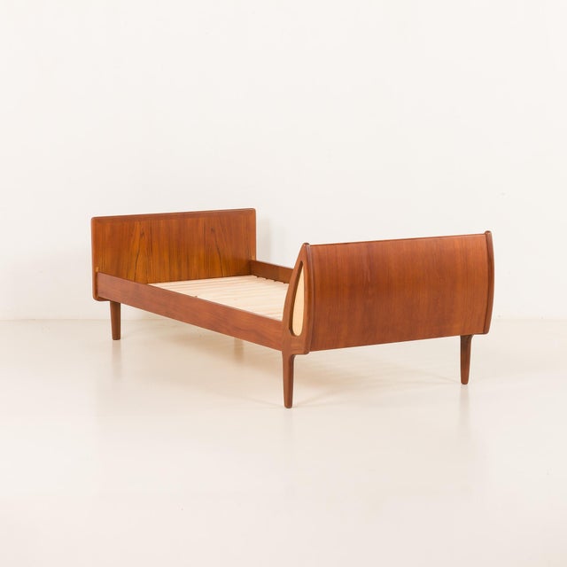 1960s Mid-Century Modern Danish Teak Single Bed, 1960s For Sale - Image 5 of 16