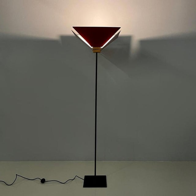 Italian modern floor lamp Kasuko in red metal by De Pas D’Urbino Lomazzi, 1970sFloor lamp mod. Kasuko with square base....