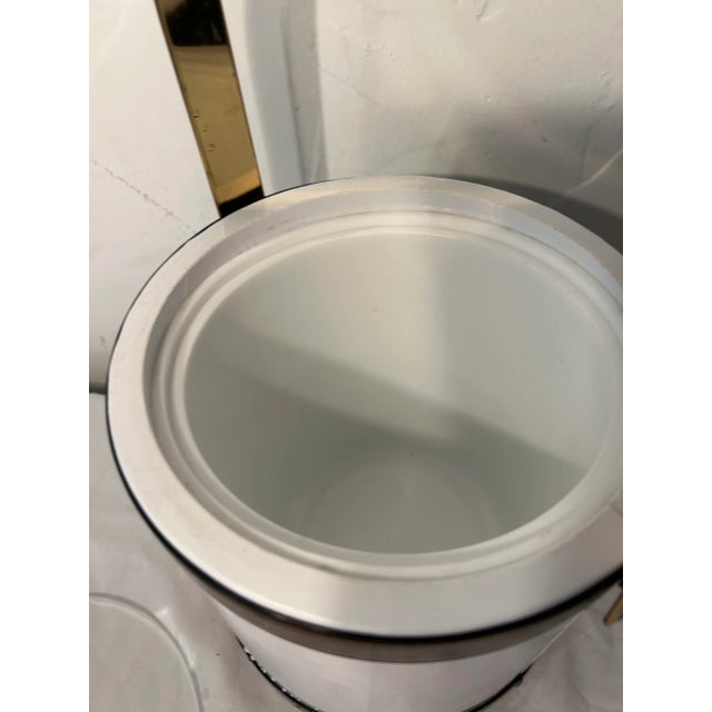 Hollywood Regency Faux Burlwood Morgan & Company Ice Bucket For Sale - Image 9 of 10