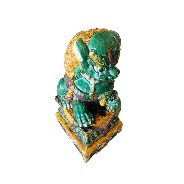Early 20th Century Chinese Sancai-Glazed Foo Dog For Sale In Chicago - Image 6 of 12