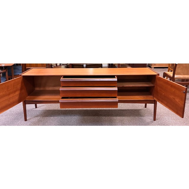 European Mid Century Modern Teak Credenza by Younger, UK c.1960 Quality Built - Dovetail Construction - End Cabinets -...