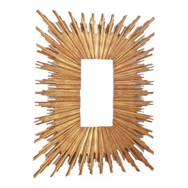 Example of Modern History Home Room Accents and Accessories