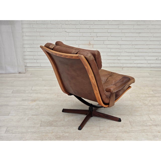 Scandinavian Swivel Armchair in Brown Furniture Leather, 1960s For Sale - Image 9 of 16