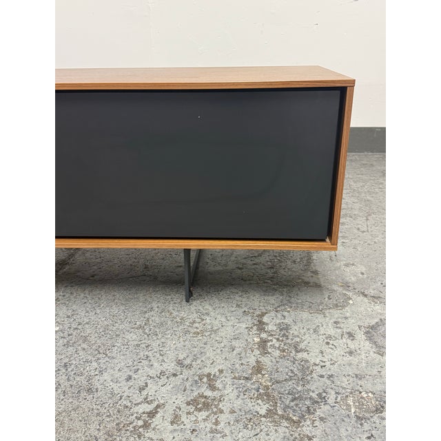 Black Ángel Martí & Enrique Delamo for Treku Aura Walnut Media Unit For Sale - Image 8 of 12