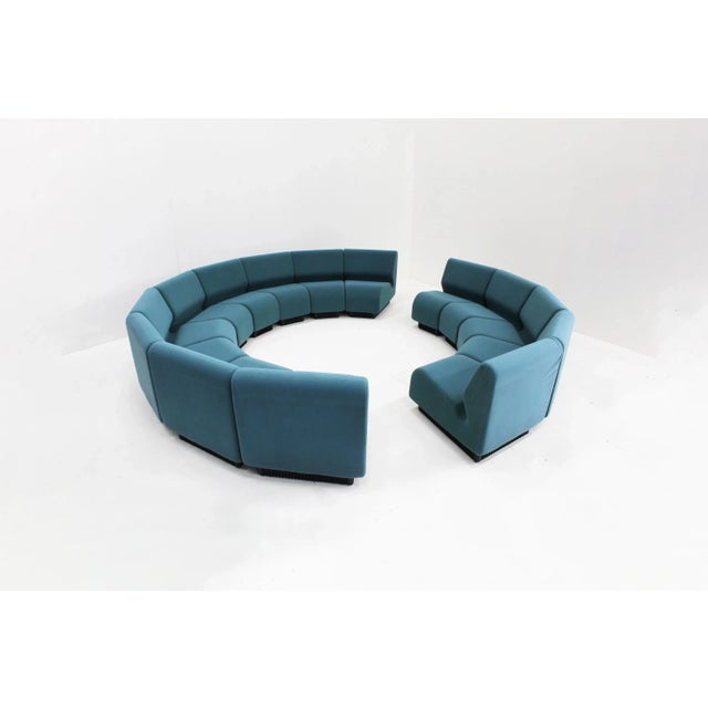 Textile Large Vintage Round Modular Sofa by Don Chadwick for Herman Miller, 1990s, Set of 14 For Sale - Image 7 of 11