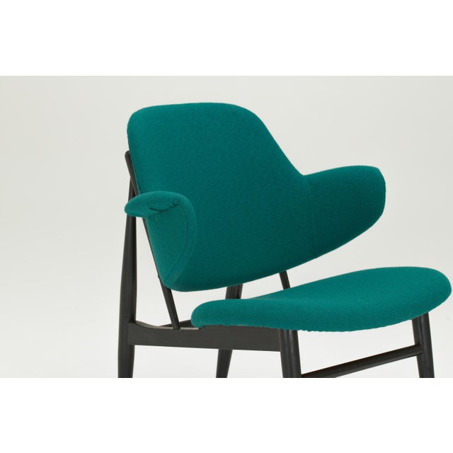 Wood Shell Lounge Chair by Ib Kofod-Larsen for Christensen & Larsen, 1950s For Sale - Image 7 of 15