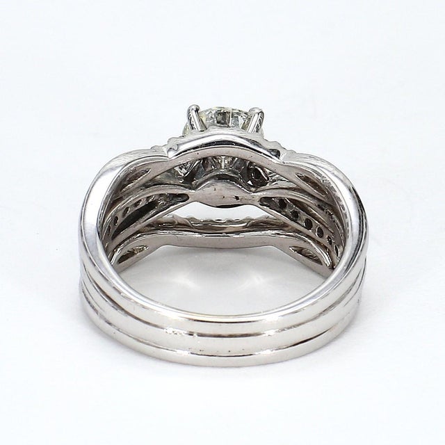 Nature-Styled Ring With Natural Diamonds & 14k White Gold, Size 5.25 For Sale - Image 4 of 4