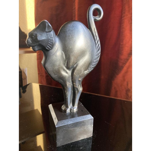 Lucien Alliot, Art Deco Sculpture of a Cat, 1925, Bronze on a Black Marble Base For Sale - Image 4 of 14
