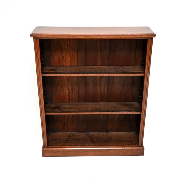 A smart and very well made antique Victorian open bookcase. This was made in England, it dates from around the 1860-1880...