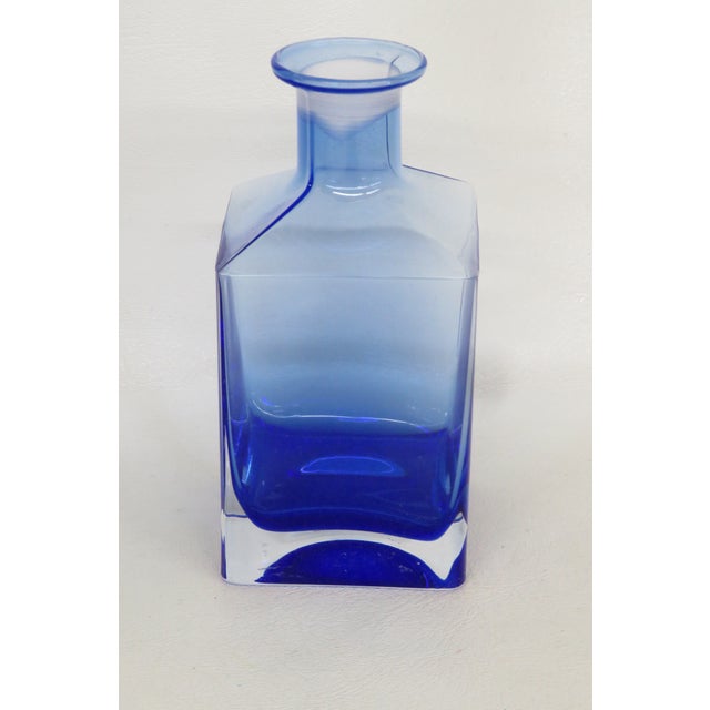 Mid-Century Modern Cobalt Blue Vase Squared Glass W Ombre Gradient Mid Century Modern Bottle 4744b For Sale - Image 3 of 10