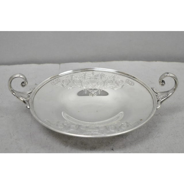 Early 20th Century Victorian Middletown Silverware Silver Plated Pedestal Candy Dish Compote For Sale - Image 15 of 16