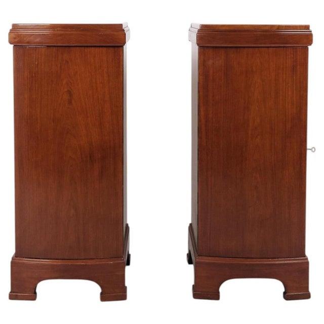 Vintage Bedside Tables in Mahogany, 1920s, Set of 2 For Sale - Image 13 of 13