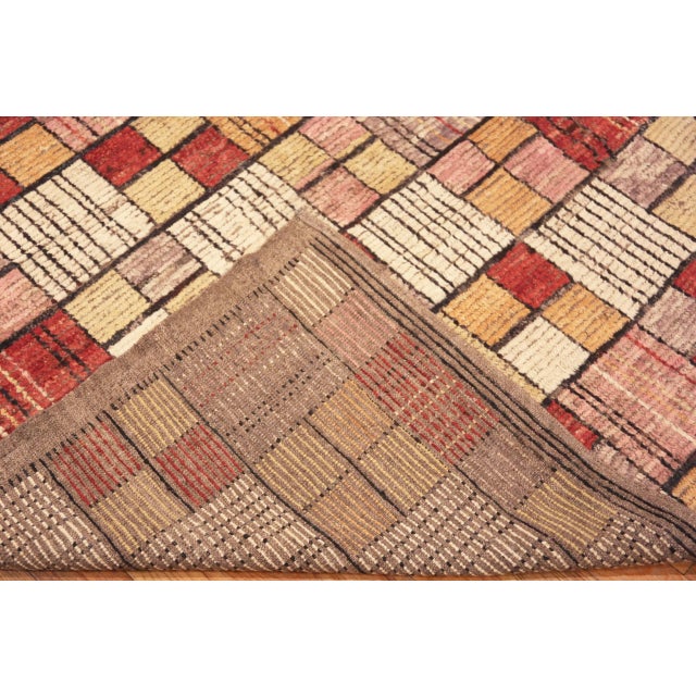 Early 21st Century Nazmiyal Collection Large Modern Area Rug For Sale - Image 5 of 7