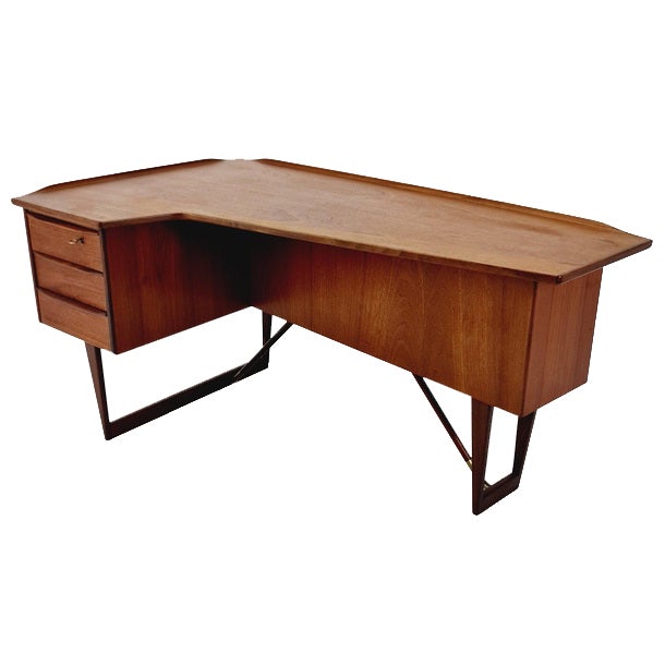 Danish Teak Desk by Peter Lovig Nielsen for Hedensted, 1960s For Sale