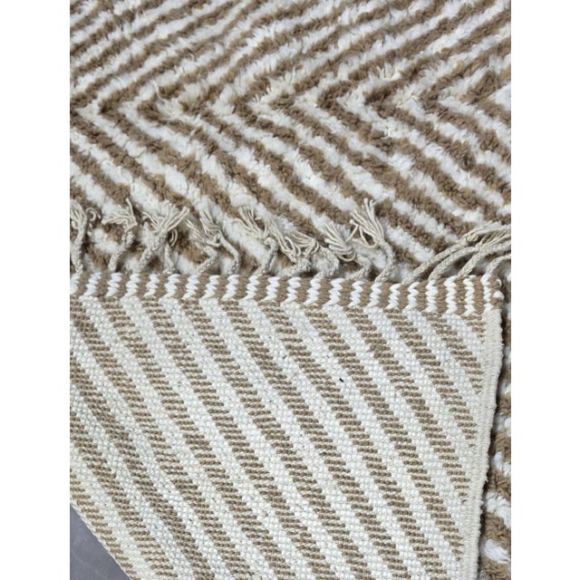 Moroccan Contemporary Wool Rug - 10 X 8.2 Ft For Sale - Image 4 of 6
