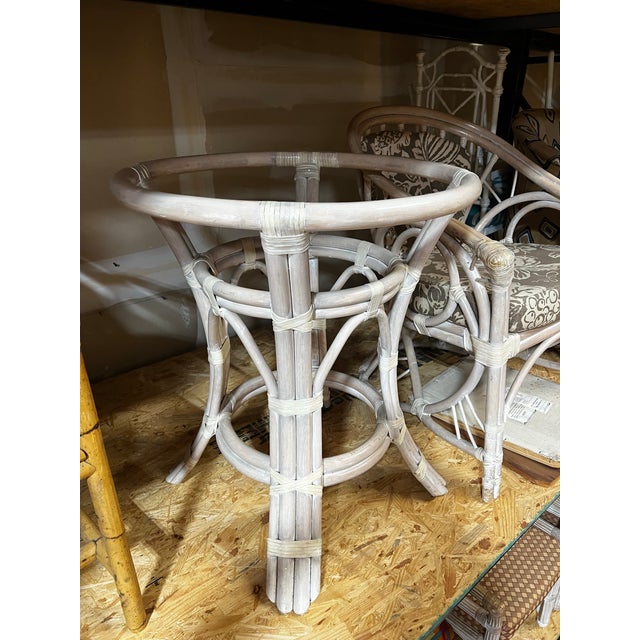 1970s Palm Beach Collection Corset Back Looped Arms Ficks Reed Style Dining Set With Glass Top For Sale - Image 4 of 10