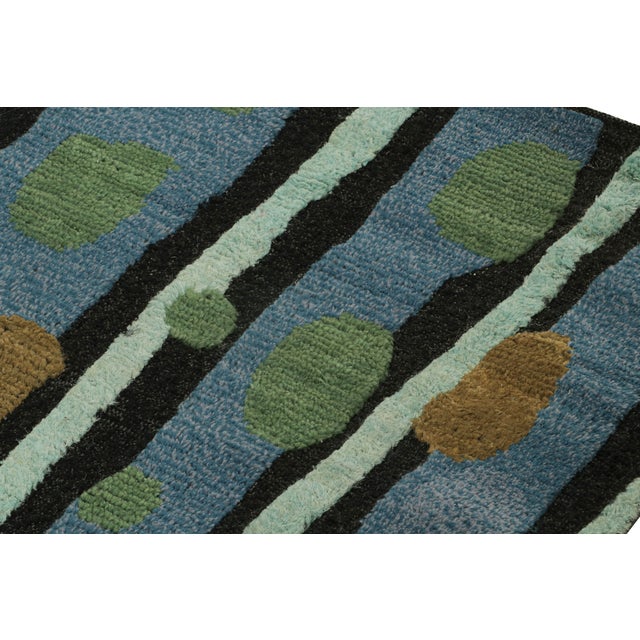 Rug & Kilim Rug & Kilim’s Scandinavian Style Geometric Rug in Retro Design For Sale - Image 4 of 7