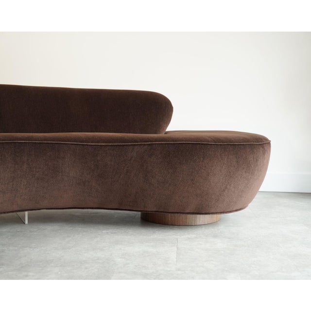 Serpentine Sofa by Vladimir Kagan for Directional, C. 1970s For Sale - Image 10 of 10