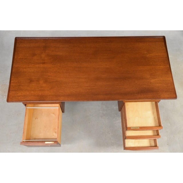 1960s Refinished Danish Modern Teak Floating Desk by Peter Lovig Nielsen For Sale - Image 11 of 12