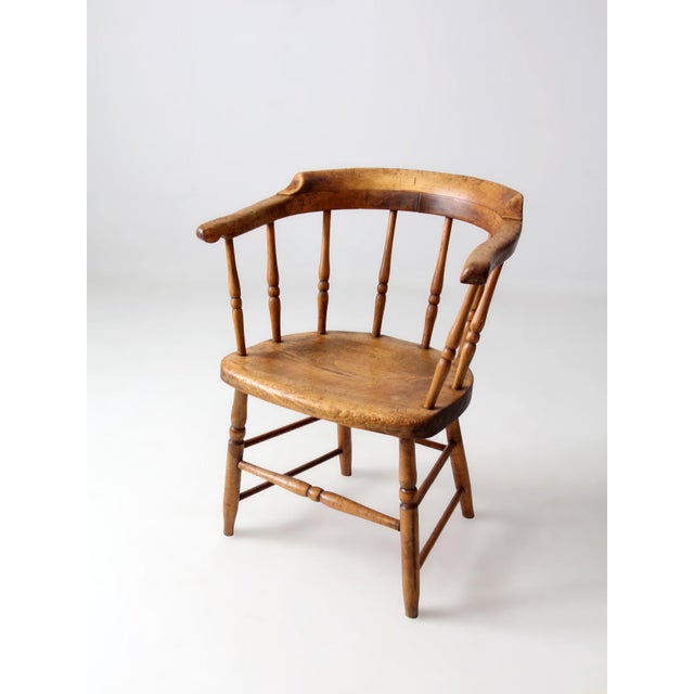 Farmhouse Antique Windsor Captain’s Chair Wood Spindle Armchair For Sale - Image 3 of 14