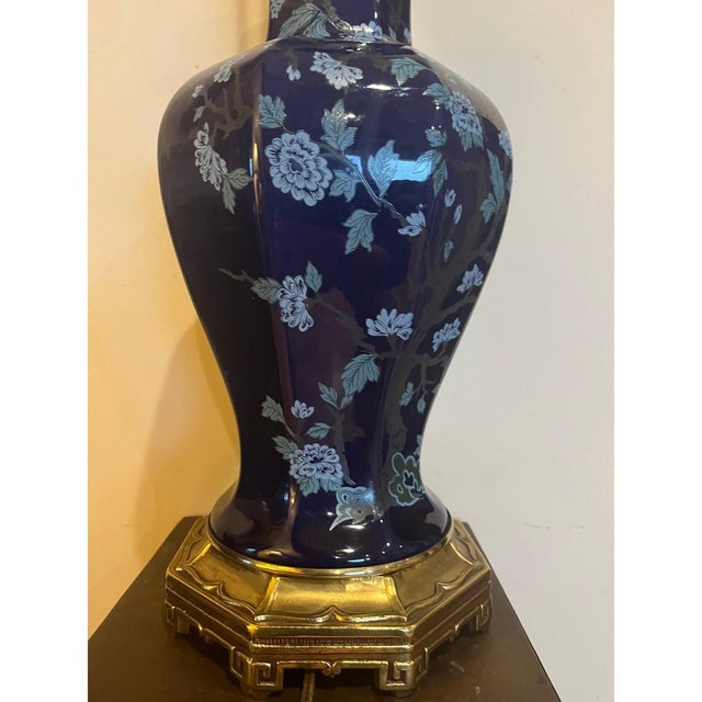 1970s Chinoiserie Cobalt Blue Porcelain Lamp - Heavy 6lb Greek Key Brass Base For Sale - Image 10 of 13