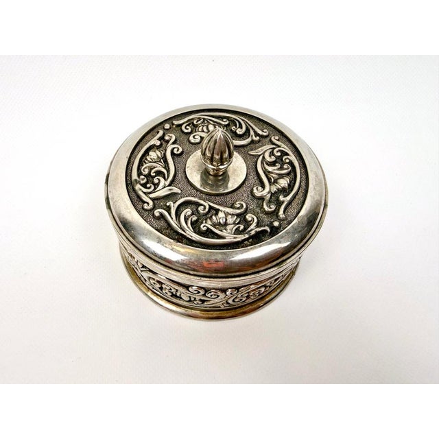 Vintage Silver Plate Brass Jewelry Box, 1950s, in Flawless conditions. Designed before 1890
