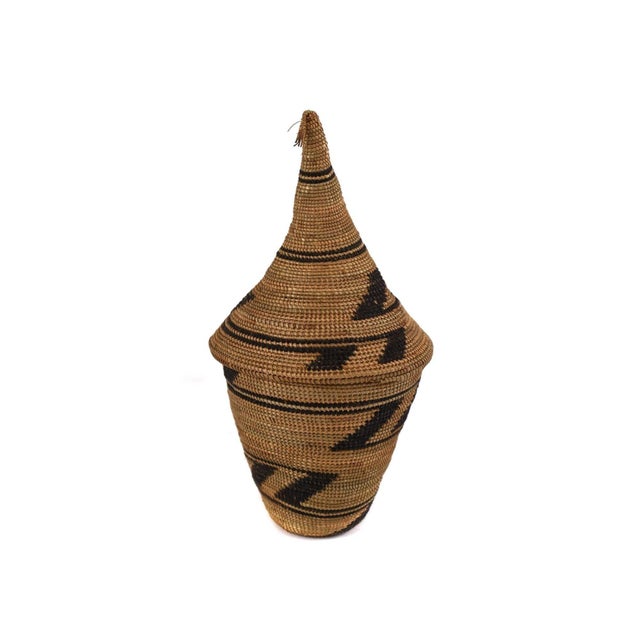 Early 20th Century Tutsi Basket with Lid Rwanda For Sale - Image 4 of 4