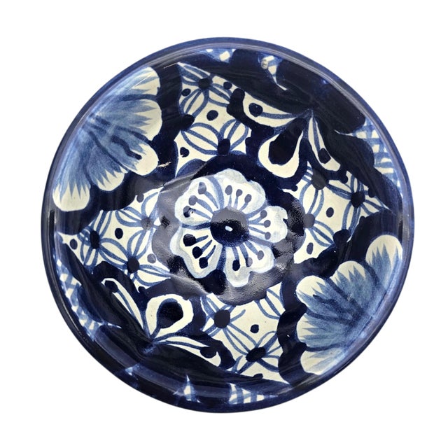 1980s Talavera Hand Painted Cobalt Blue Serving Bowl Set Mexico 3 Piece 10.5" For Sale - Image 9 of 18