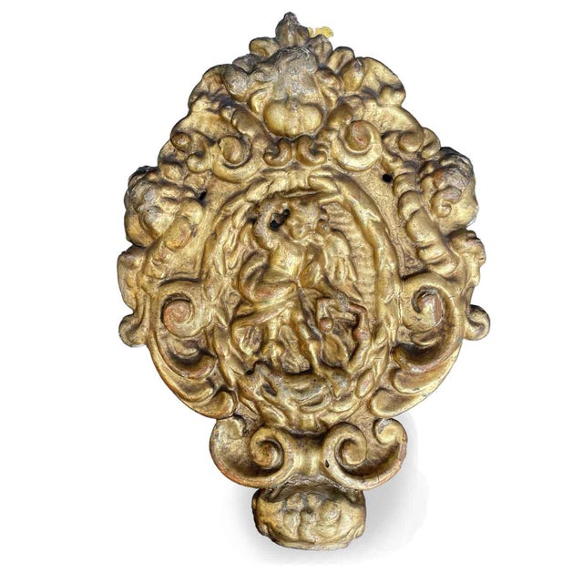 Baroque Golden Friezes in Lime Wood, Set of 2 For Sale - Image 3 of 7