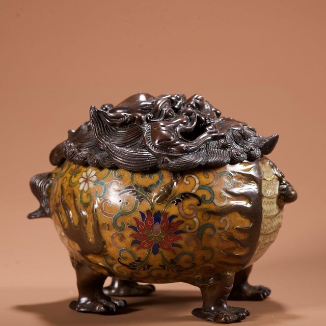 Late 19th Century Cloisonné Enamel Censer With Pixiu Lid, 1.38kg For Sale In Los Angeles - Image 6 of 9