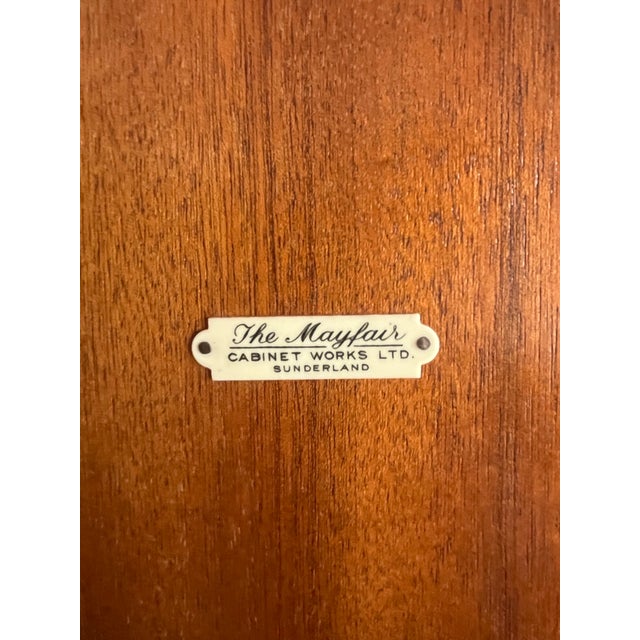 Wood 1930s English Art Deco Figured Walnut Armoire / Wardrobe Cabinet For Sale - Image 7 of 10