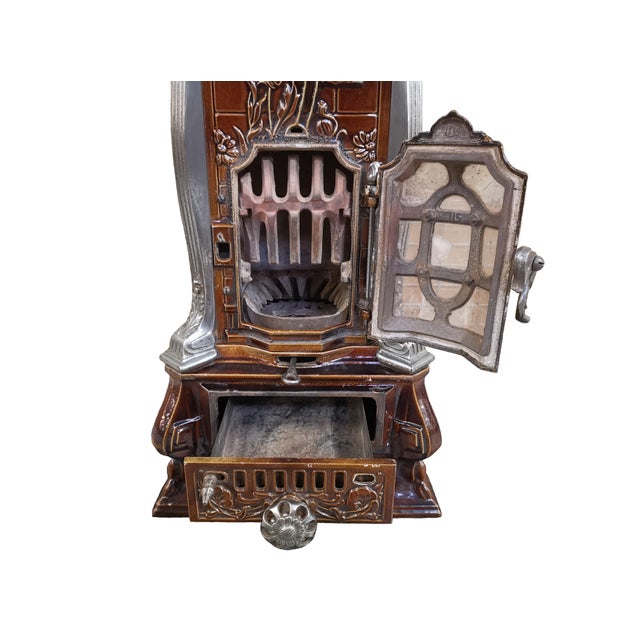 Antique French Art Nouveau Brown Majolica and Enameled Cast Iron Fireplace Tower Stove with Floral Reliefs, 1920s For Sale - Image 10 of 14