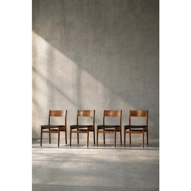 Mid-Century Modern Scandinavian Dining Chairs in Teak and Vinyl, 1960s, Set of 4 For Sale - Image 12 of 18