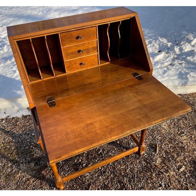 1980s Ethan Allen Desk Solid Maple Slant Top Secretary From C1776 Collection For Sale - Image 5 of 11