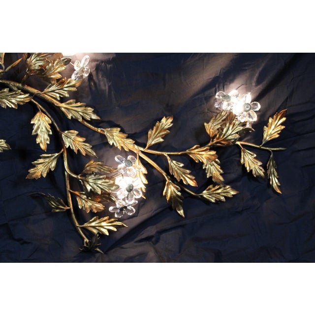 Gold 1960s Oversized Italian Hollywood Regency Gilt-Iron Wall Sconce With Crystal Blossoms For Sale - Image 8 of 17