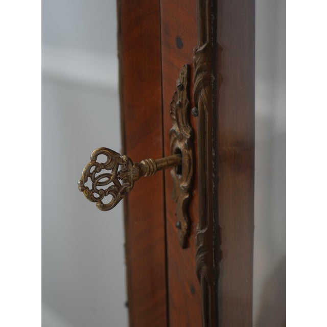 Brown Vintage French Louis XV Vitrine Curio Display Cabinet For Sale - Image 8 of 18