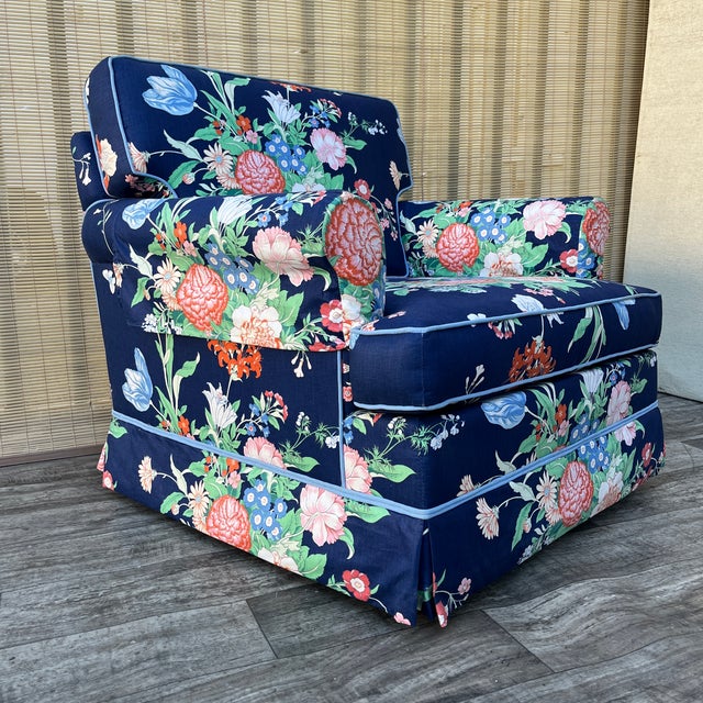Hollywood Regency Floral Print Upholstered Lounge Chair. Circa 1970s For Sale - Image 12 of 18