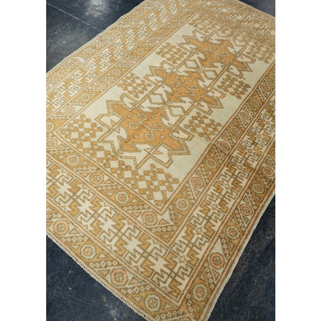 Textile Turkish Vintage Rug 3' x 4'4" #21315 For Sale - Image 7 of 8