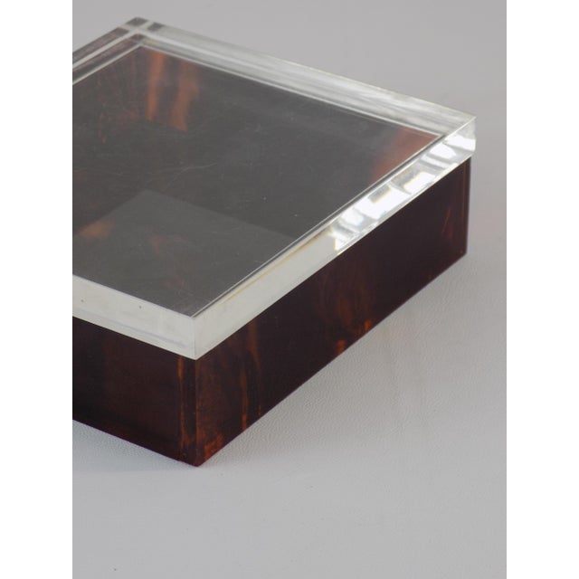 Brown Vintage Square Box in Acrylic, 1970s For Sale - Image 8 of 12