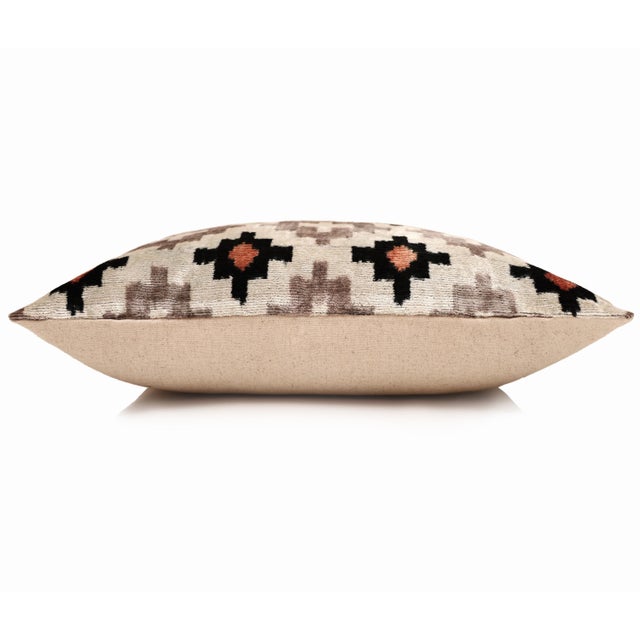 Ivory Luxury Neutral Ikat Velvet Throw Pillow 20x20 | Handmade Designer Silk Velvet Cushion For Sale - Image 8 of 8