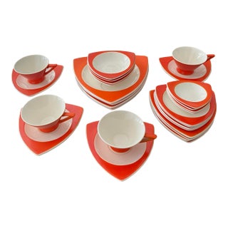 1920s Art Deco Salem Tricorne Streamline Mandarin Orange Dinnerware Place Setting for 4 - 28 Piece For Sale