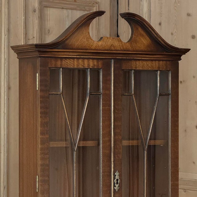 Antique English Mahogany Secretary ~ Bookcase For Sale In Dallas - Image 6 of 18